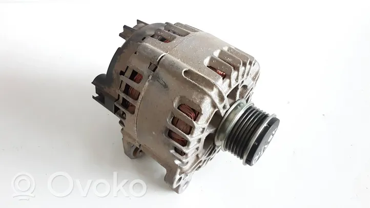 Skoda Yeti (5L) Alternator 03L903024J