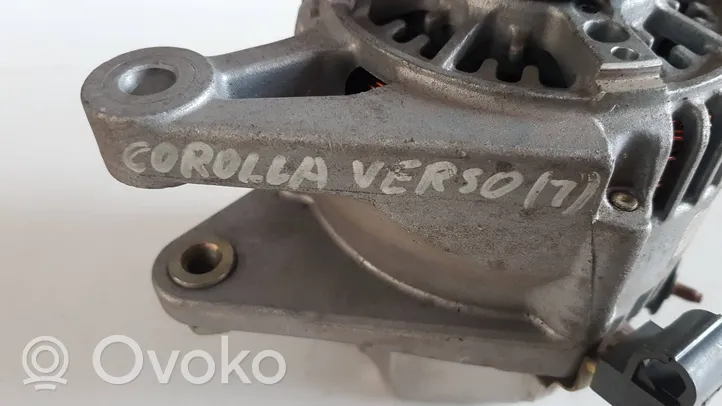 Toyota Corolla Verso E121 Alternator 2706022100