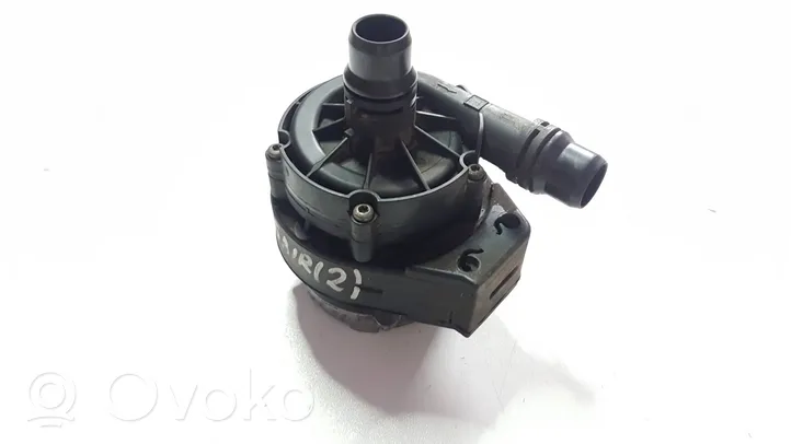 Citroen C5 Aircross Pompe à eau de liquide de refroidissement 9823813480