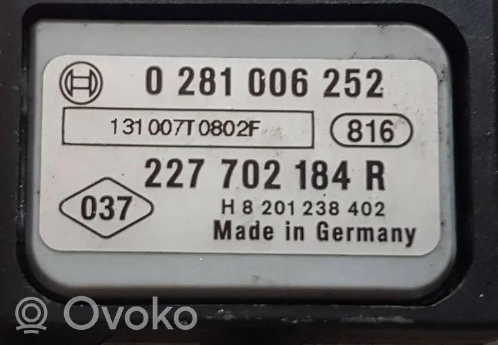 Mercedes-Benz A W176 Abgasdrucksensor Differenzdrucksensor 227702184R