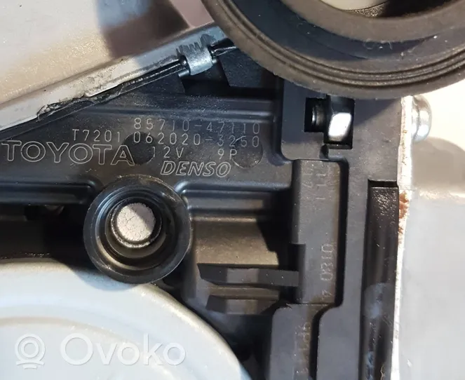 Toyota Prius (XW30) Priekšpusē elektriskā loga pacelšanas mehānisma komplekts 8571047110
