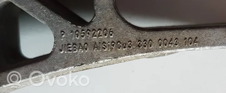 MG ZS Vaihdelaatikon kiinnitys 10592206