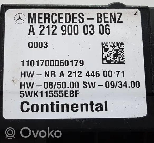 Mercedes-Benz E W212 Unité de commande / module de pompe à carburant A2129000306