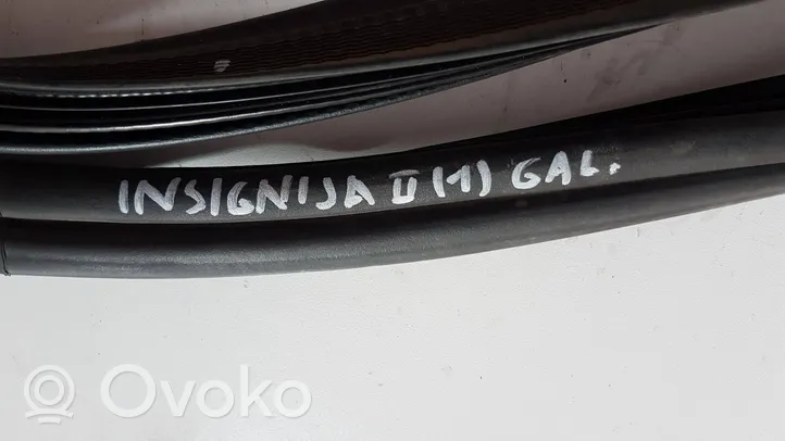 Opel Insignia B Joint d'étanchéité en caoutchouc pour porte arrière 7422518309