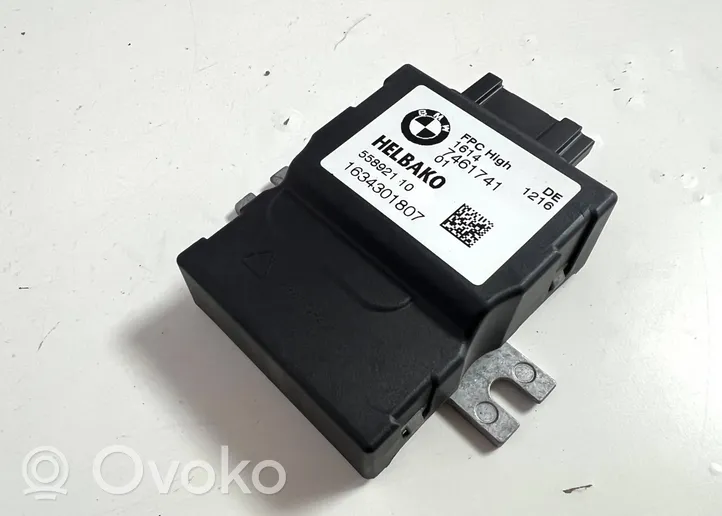 BMW 3 F30 F35 F31 Degalų (kuro) siurblio valdymo blokas 7461741