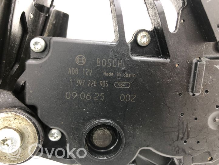 BMW 5 E60 E61 Galinio stiklo valytuvo varikliukas 1397220905