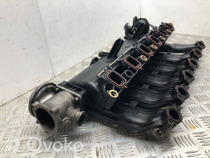 BMW 5 E60 E61 Collettore di aspirazione 7790701