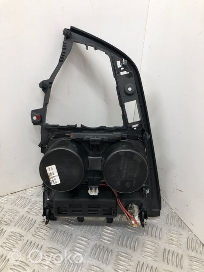 BMW 3 F30 F35 F31 Cup holder front 105048744