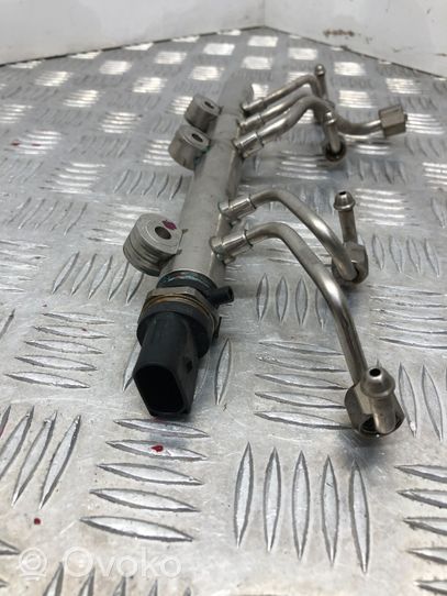 BMW 6 F06 Gran coupe Fuel main line pipe 7642156