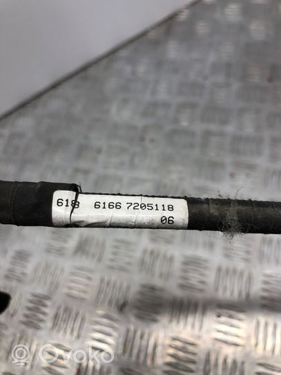 BMW 5 F10 F11 Mazgāšanas šķidruma caurulīte (-es) priekšējam logam 7205118