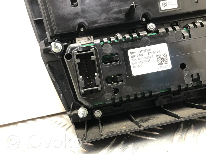 BMW 5 F10 F11 Climate control unit 9241238