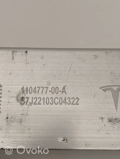 Tesla Model 3 Staffa del pannello di supporto del radiatore 110477700A