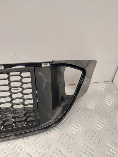 BMW 5 F10 F11 Front bumper lower grill 19017412