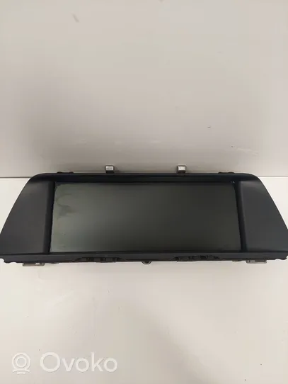 BMW 5 F10 F11 Radio/CD/DVD/GPS head unit 9274569