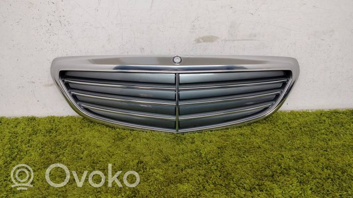 Mercedes-Benz C AMG W205 Grille de calandre avant A2058807102