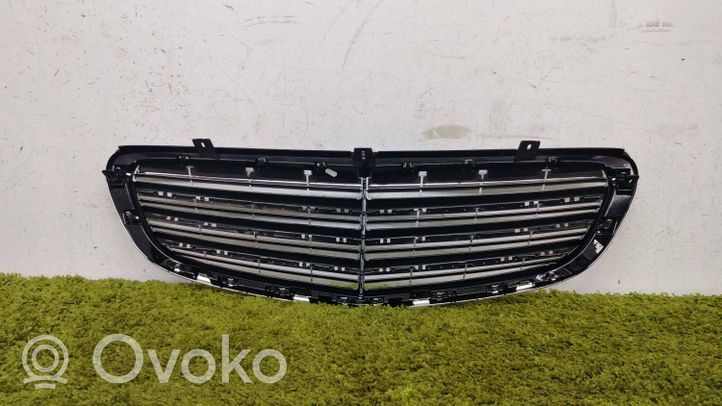 Mercedes-Benz C W205 Grille de calandre avant A2058807102