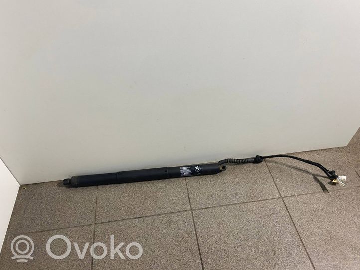 BMW X5 F15 Sprężyna do klapy tylnej bagażnika 7449810