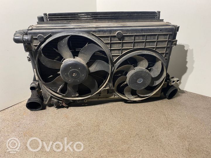 Volkswagen PASSAT CC Set del radiatore 1T0820411B