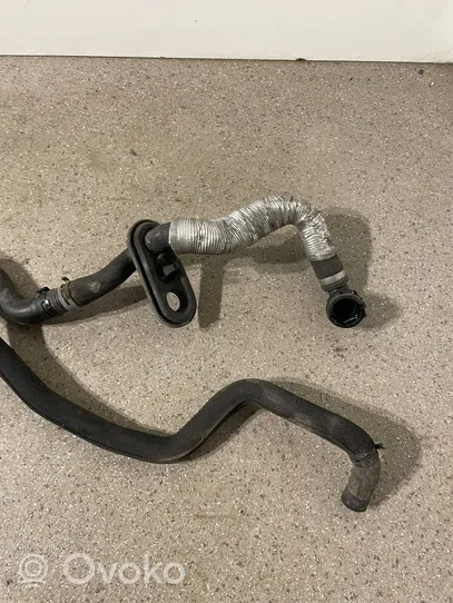 Audi A8 S8 D4 4H Engine coolant pipe/hose 4H1819674AN