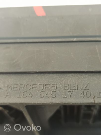 Mercedes-Benz ML W164 Module de fusibles A1645451740