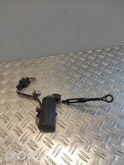 Audi A4 S4 B5 8D Sensore posizionamento del pedale dell’acceleratore 205001031