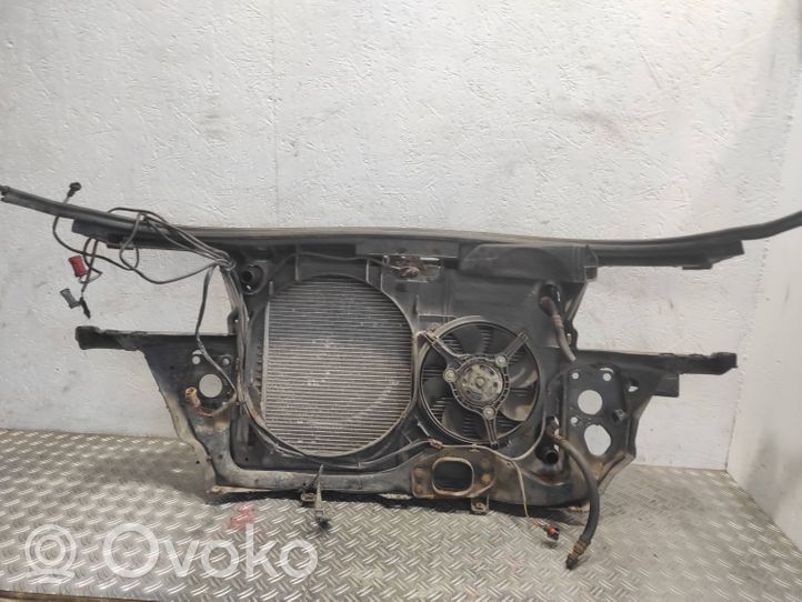 Audi A6 Allroad C5 Pannello di supporto del radiatore 