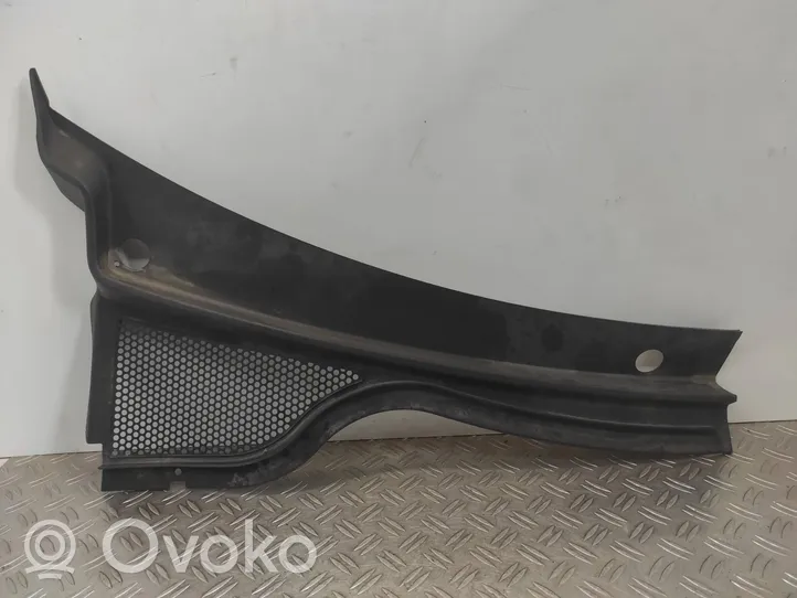 Volkswagen Tiguan Rivestimento del tergicristallo 5N2819404