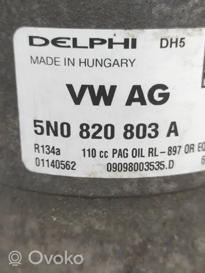 Volkswagen Tiguan Ilmastointilaitteen kompressorin pumppu (A/C) 5N0820803A