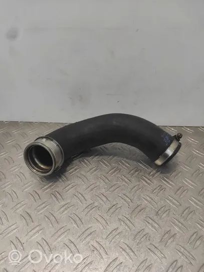 Volkswagen Tiguan Tube d'admission de tuyau de refroidisseur intermédiaire 5N0143332G