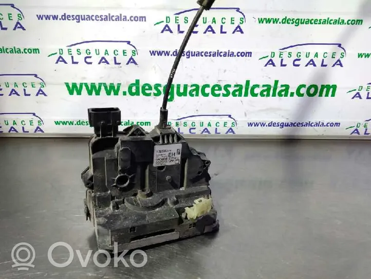 Opel Corsa D Zamek drzwi przednich 13258274