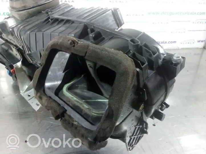 Volkswagen Caddy Oro kondicionieriaus/ šildymo valdymo blokas 
