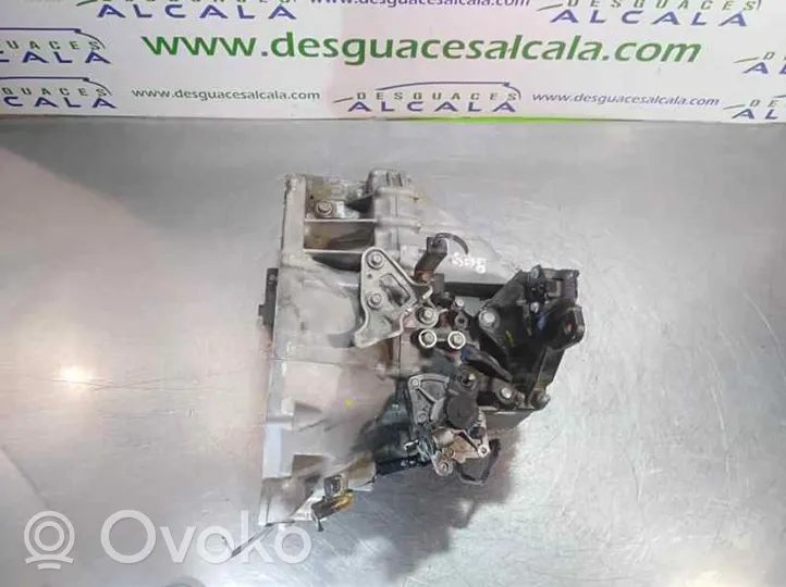 Hyundai Santa Fe Scatola del cambio manuale a 5 velocità 430003B070