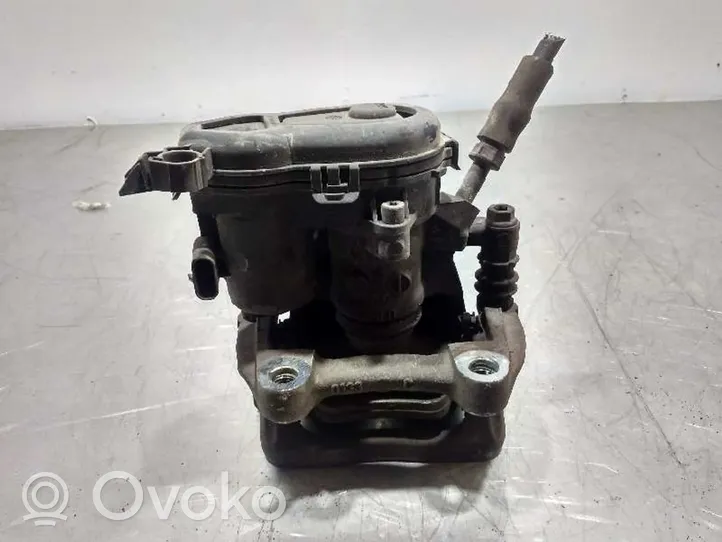 Mercedes-Benz A W176 Support d'étrier arrière A0004232481