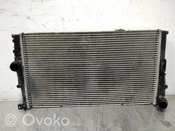 BMW 1 E82 E88 Coolant radiator 17117600511