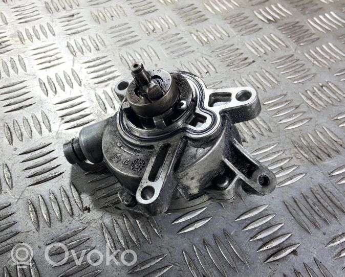 Volvo XC70 Vacuum pump 30731825