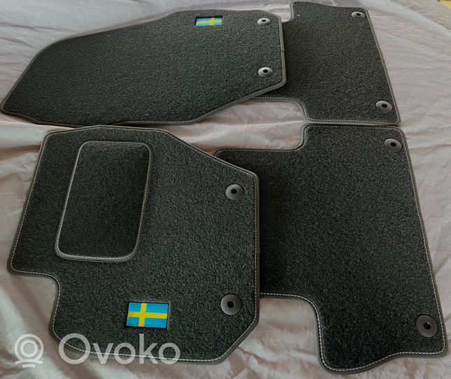 Volvo XC60 Car floor mat set 