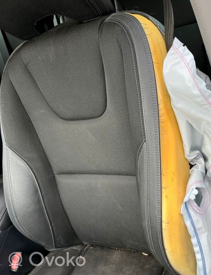 Volvo XC60 Seat set 