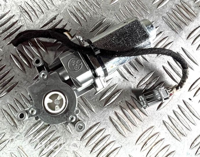 Volvo V40 Motore/attuatore 992900381501