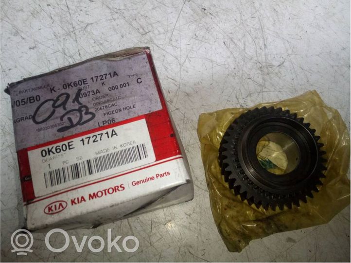 KIA K2500, K2700, K3000 Indicatore di cambio marcia 0K60E17271A