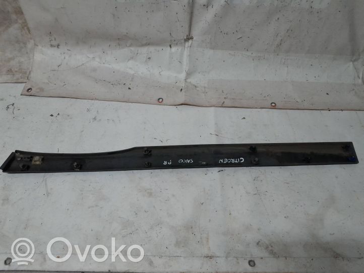 Citroen Saxo Listwa drzwi 9618248877