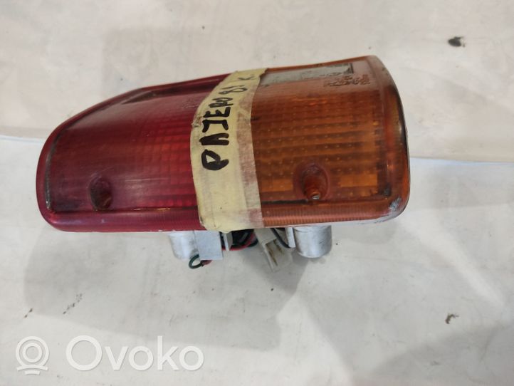 Mitsubishi Pajero Lampa tylna 