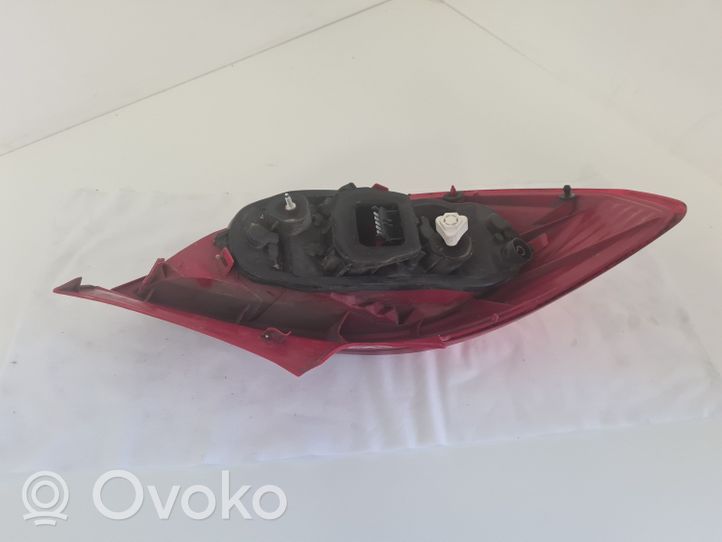 Opel Corsa D Luz trasera/de freno 89038961A