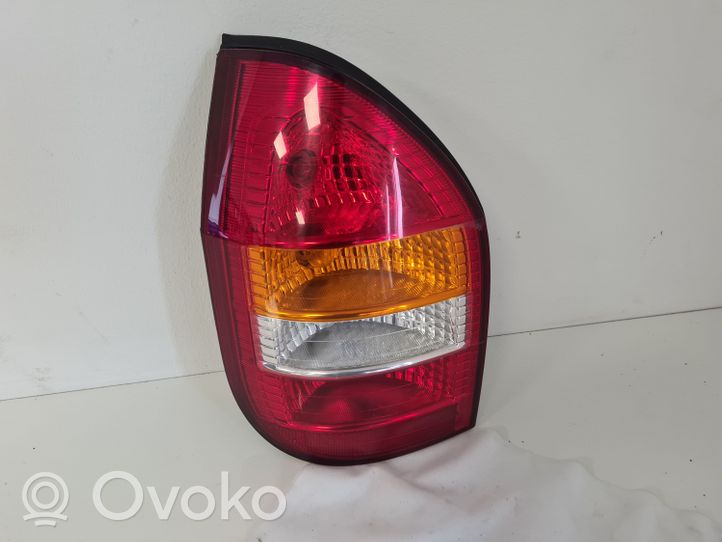 Opel Zafira A Lampa tylna 62281