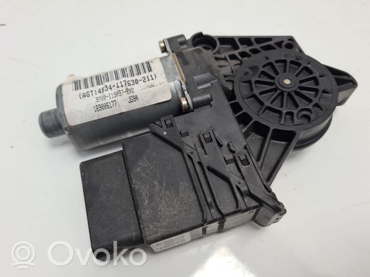 Volkswagen PASSAT B5.5 Rear door window regulator motor 3B9839751AT