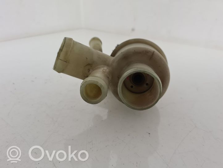 Land Rover Range Rover Sport L320 Boîtier de thermostat / thermostat 7H328K515AC