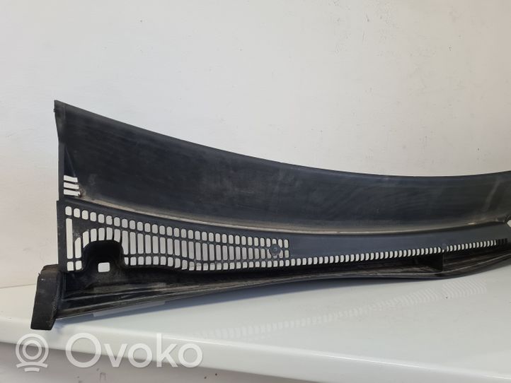 Ford Fusion Wiper trim 2N11N02228AC