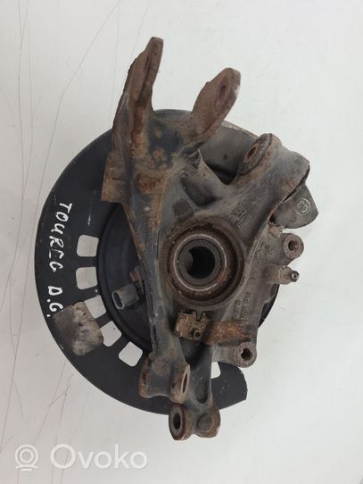 Volkswagen Touareg I Rear wheel hub spindle/knuckle 