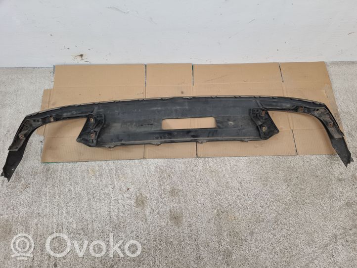 Skoda Octavia Mk3 (5E) Rivestimento della parte inferiore del paraurti posteriore 5E5807521