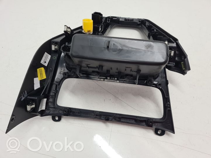 Ford Focus Ātrumu pārslēgšanas sviras dekoratīvā apdare (plastmasas) F1EBA044H83A