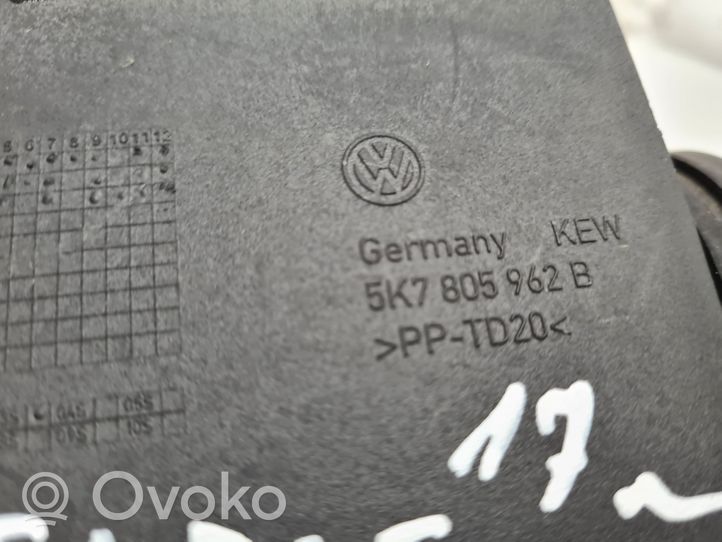 Volkswagen Beetle A5 Parte del condotto di aspirazione dell'aria 5K7805965A